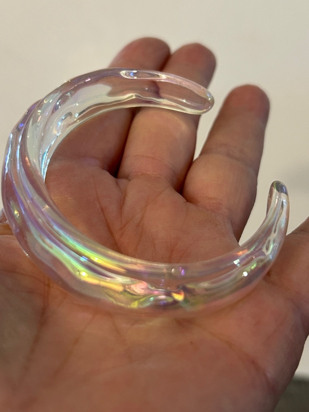 Iridescent Clear acrylic Bangle Bracelet NEW